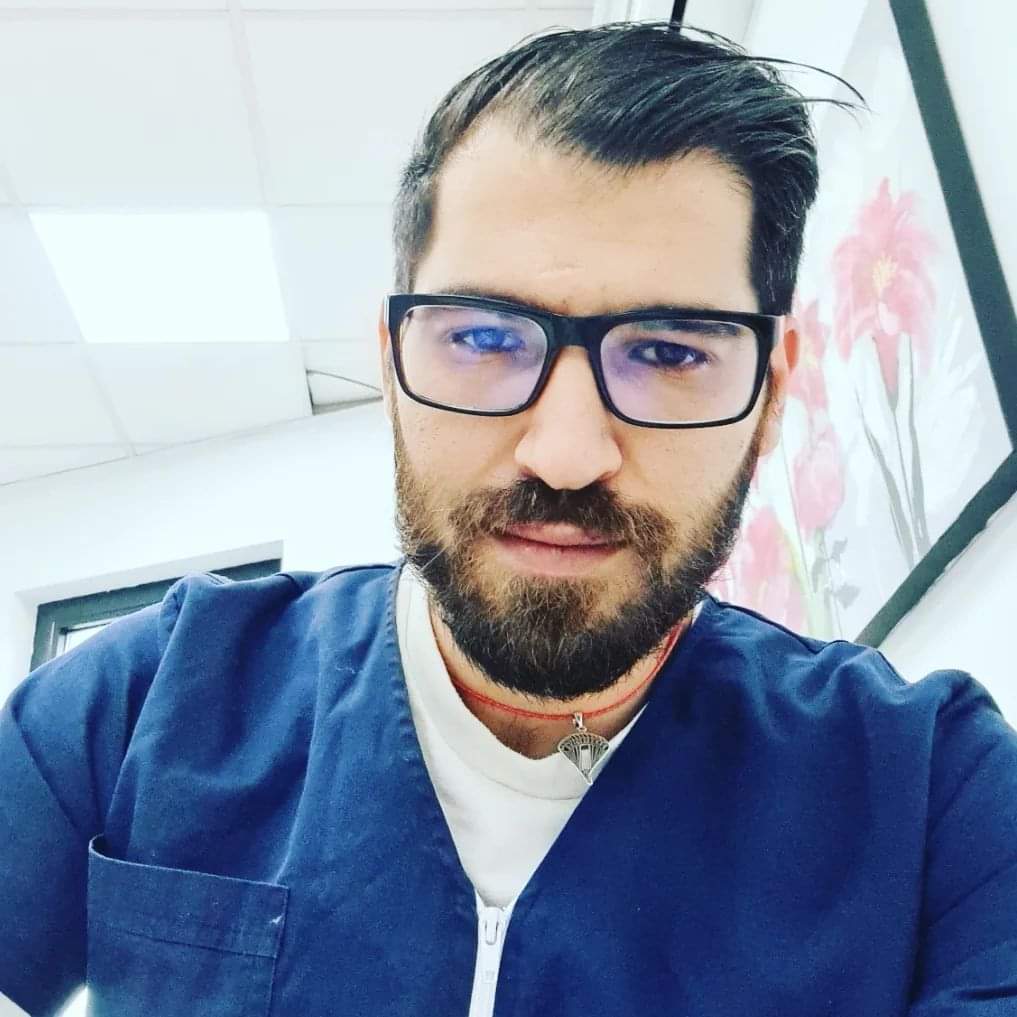 Dr. Sirvan Pourmolaei
